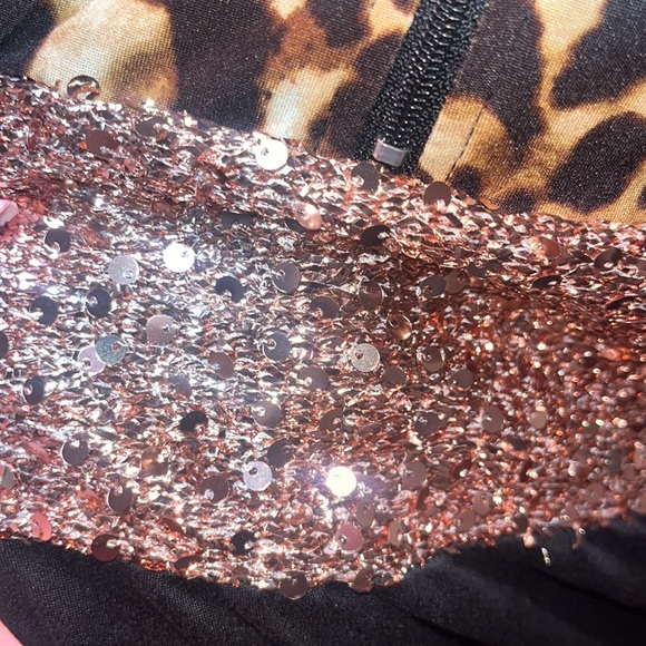 3x hoodie - Picture 6 of 7